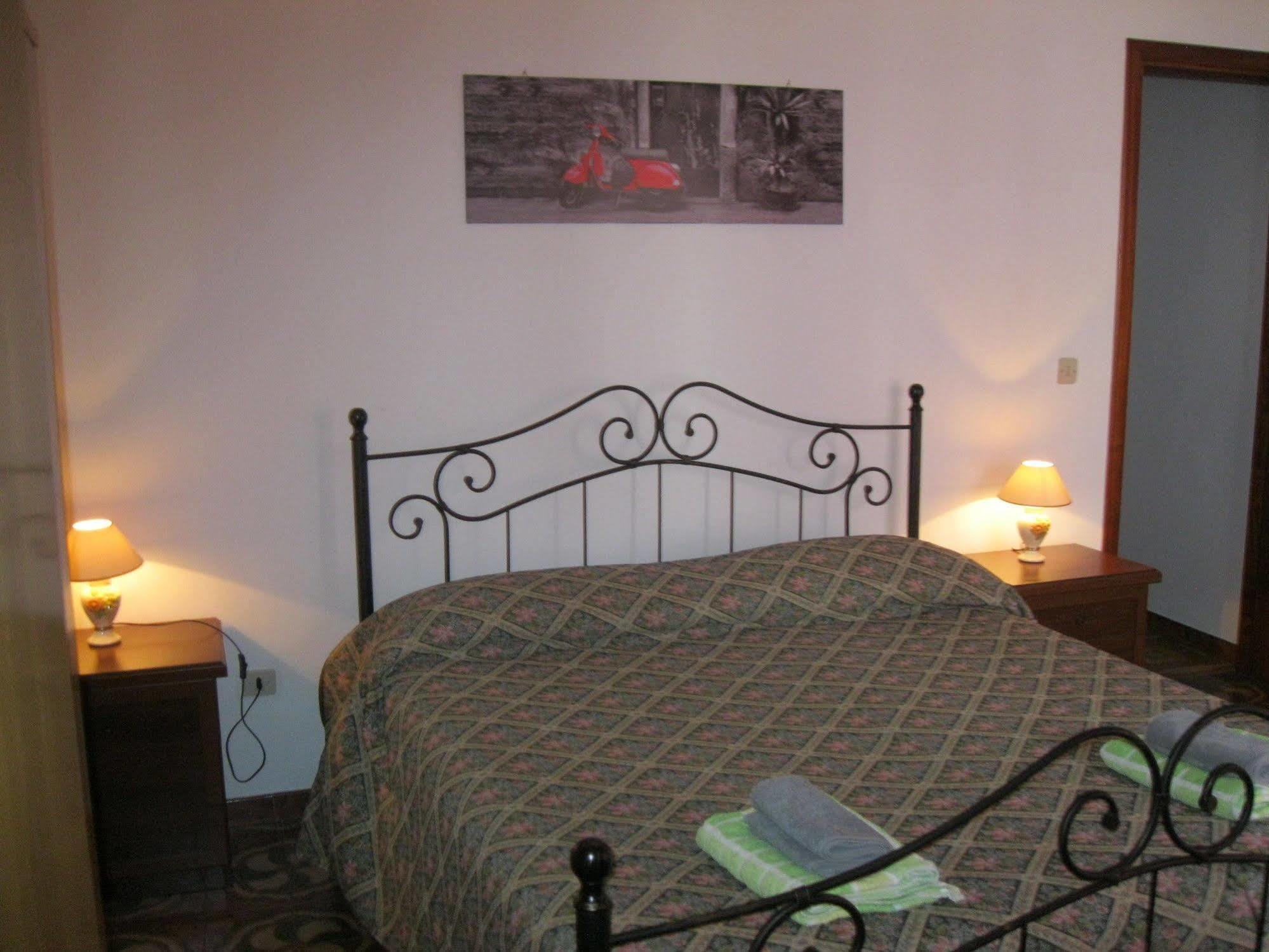 Hotel California Milazzo Exterior photo